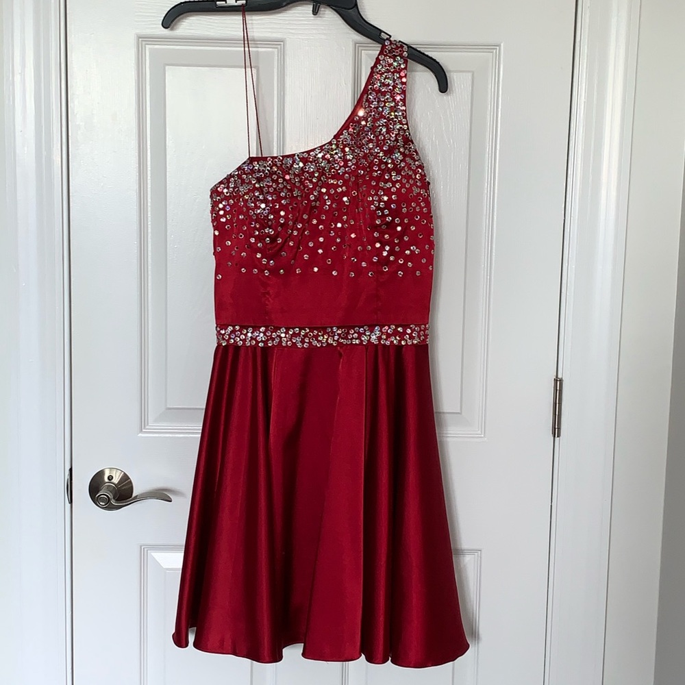 Homecoming or Semiformal Dress